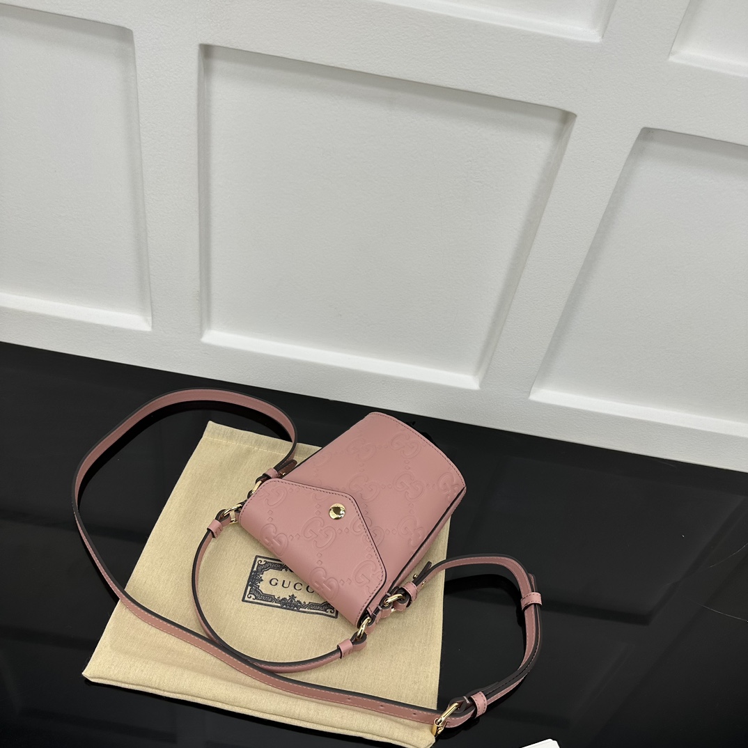 Gucci Satchel Bags